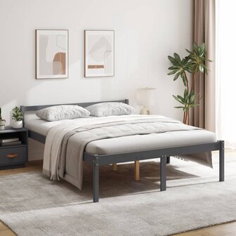 Seniorenbed massief grenenhout grijs 150x200 cm 8720286878309 1