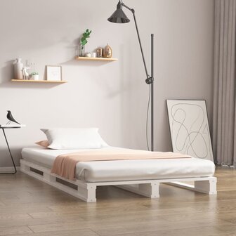 Palletbed massief grenenhout wit 90x200 cm 1