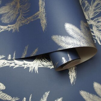 DUTCH WALLCOVERINGS Behang Tropical Trees marineblauw en zilverkleurig 4