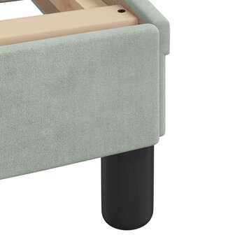 Bed met matras fluweel lichtgrijs 80x200 cm 7