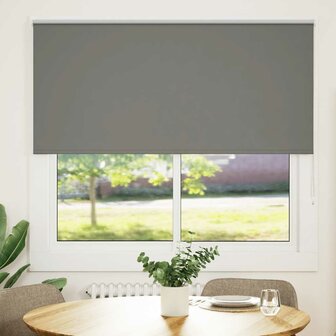 Rolgordijn verduisterend 150x130 cm stofbreedte 146,6 cm grijs 1