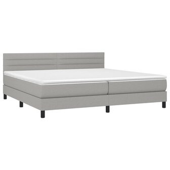 Boxspring met matras en LED stof lichtgrijs 200x200 cm 3