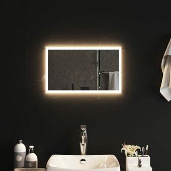 Badkamerspiegel LED 30x50 cm 1