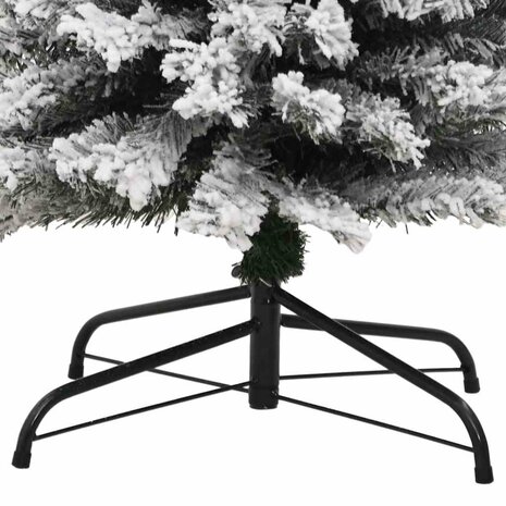 Kunstkerstboom met sneeuw smal 240 cm PVC groen 6