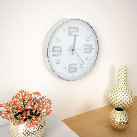 Wandklok 30 cm zilverkleurig 1