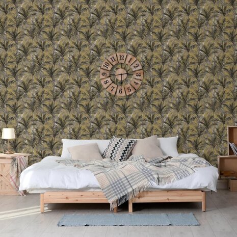 DUTCH WALLCOVERINGS Behang Palm Trees goudkleurig en zwart 1