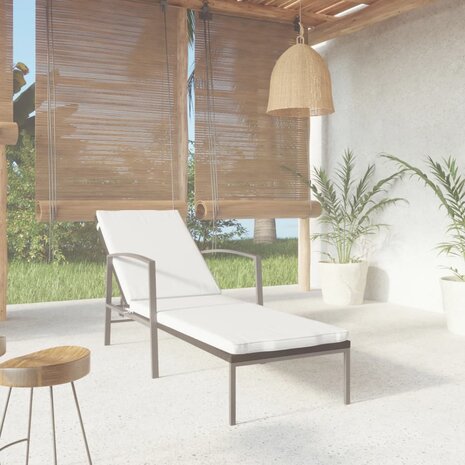 Ligbed met kussen poly rattan zwart 1