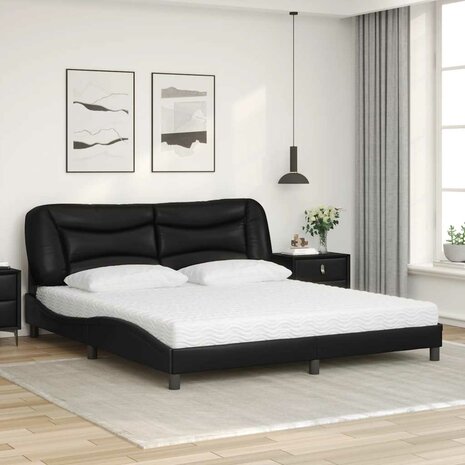 Bed met matras kunstleer zwart 180x200 cm 3