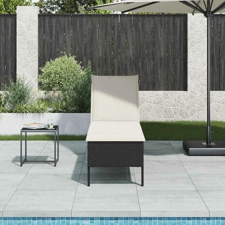 Ligstoel met kussen zwart 55x200x44cm polyrotan 1