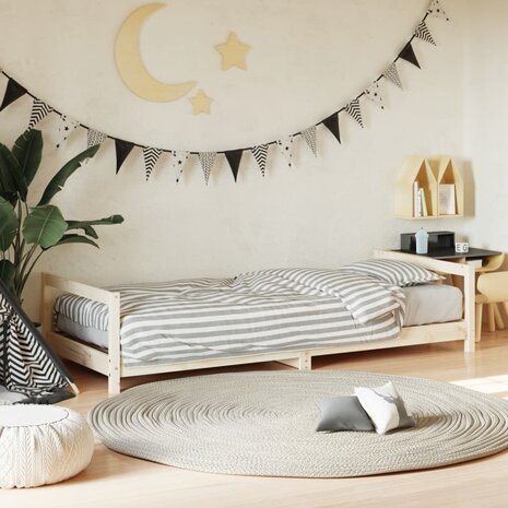 Kinderbedframe 80x200 cm massief grenenhout 1